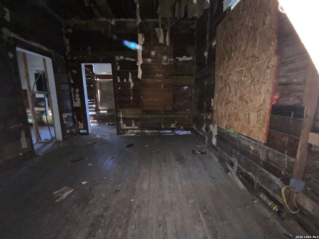 127 Fredonia St, San Antonio, TX 78203