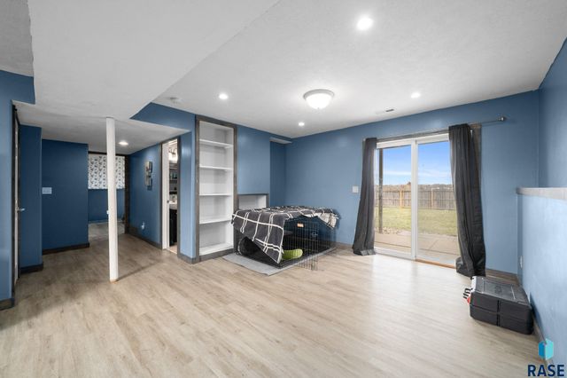 3920 S Stanford Ave Avenue, Sioux Falls, SD 57106