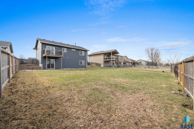 3920 S Stanford Ave Avenue, Sioux Falls, SD 57106