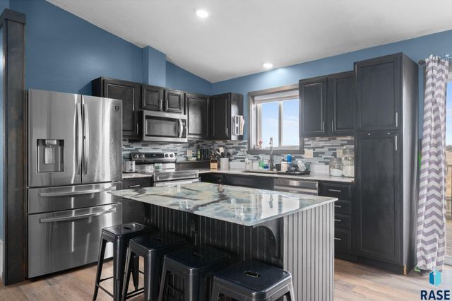 3920 S Stanford Ave Avenue, Sioux Falls, SD 57106