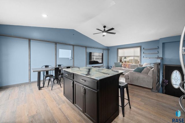 3920 S Stanford Ave Avenue, Sioux Falls, SD 57106