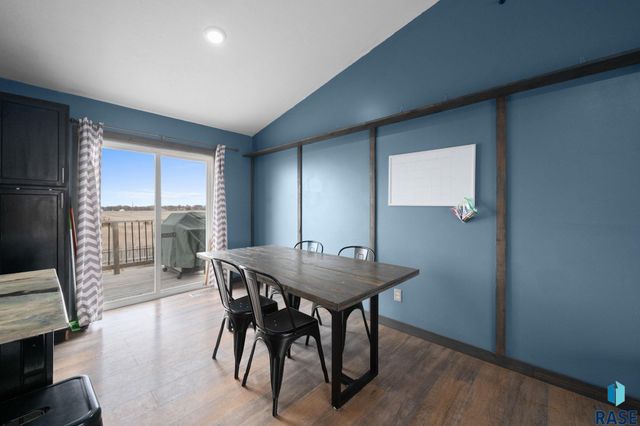 3920 S Stanford Ave Avenue, Sioux Falls, SD 57106