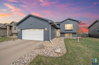 3920 S Stanford Ave Avenue, Sioux Falls, SD 57106