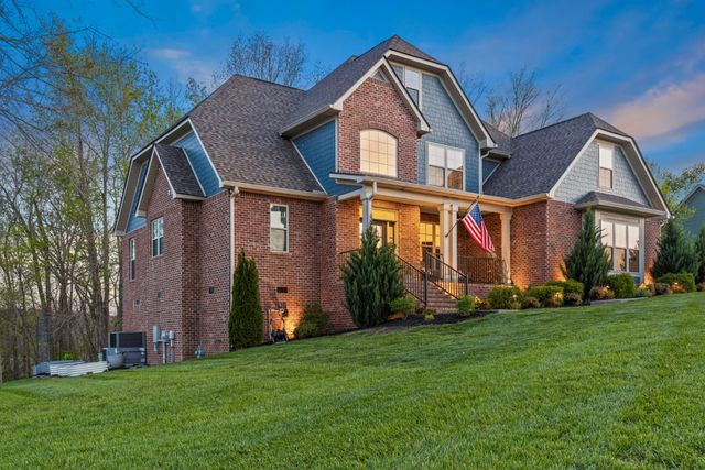 3046 Wedgewood Dr, Greenbrier, TN 37073