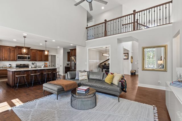 3046 Wedgewood Dr, Greenbrier, TN 37073