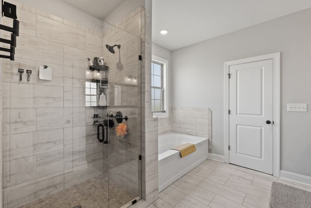 3046 Wedgewood Dr, Greenbrier, TN 37073
