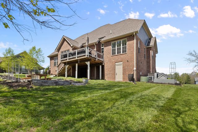 3046 Wedgewood Dr, Greenbrier, TN 37073
