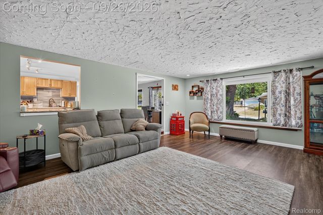 3728 Grafton Street, Orion Charter Township, MI 48359