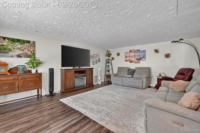 3728 Grafton Street, Orion Charter Township, MI 48359
