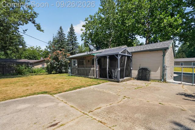 3728 Grafton Street, Orion Charter Township, MI 48359