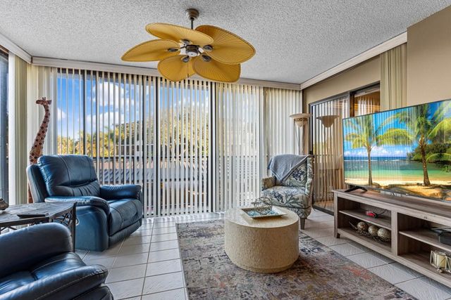 1815 Mooringline Drive 2E, Vero Beach, FL 32963