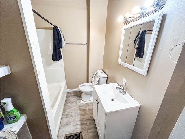 22 Sullivan Street, Rochester, NY 14605