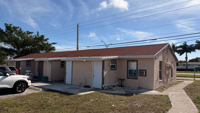 752 Martin Luther King Boulevard 1-5, Riviera Beach, FL 33404