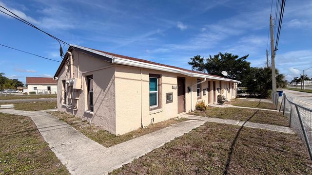 752 Martin Luther King Boulevard 1-5, Riviera Beach, FL 33404