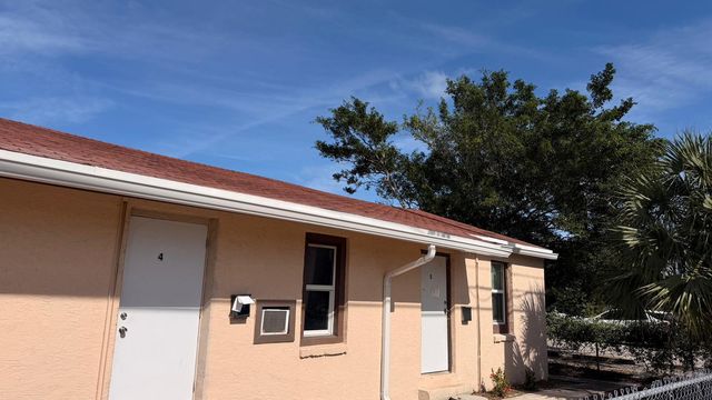 752 Martin Luther King Boulevard 1-5, Riviera Beach, FL 33404