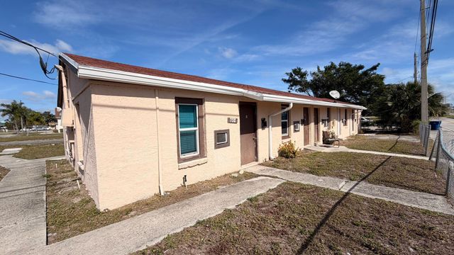 752 Martin Luther King Boulevard 1-5, Riviera Beach, FL 33404