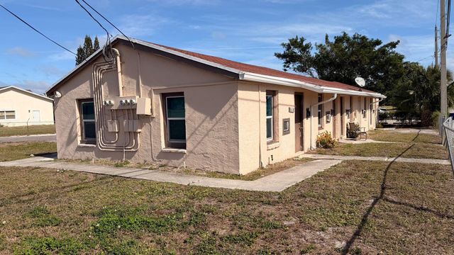 752 Martin Luther King Boulevard 1-5, Riviera Beach, FL 33404