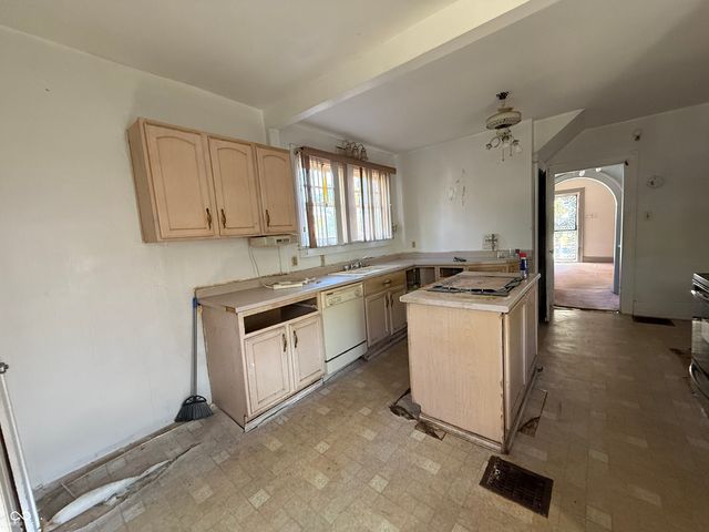 4160 Guilford Avenue, Indianapolis, IN 46205