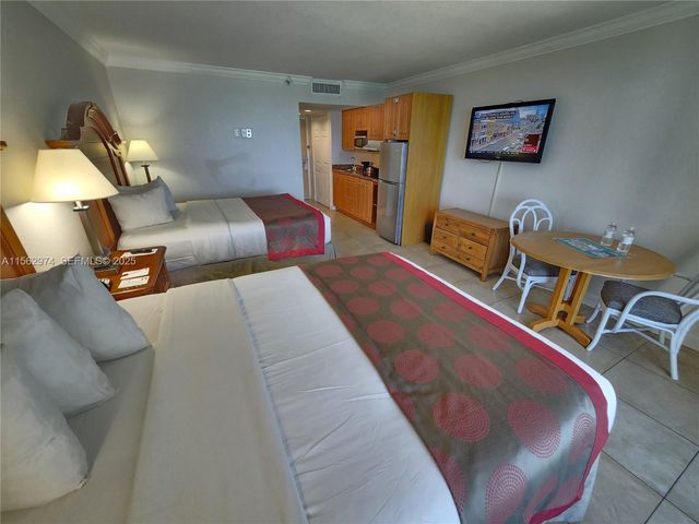 19201 Collins Avenue 846, Sunny Isles Beach, FL 33160