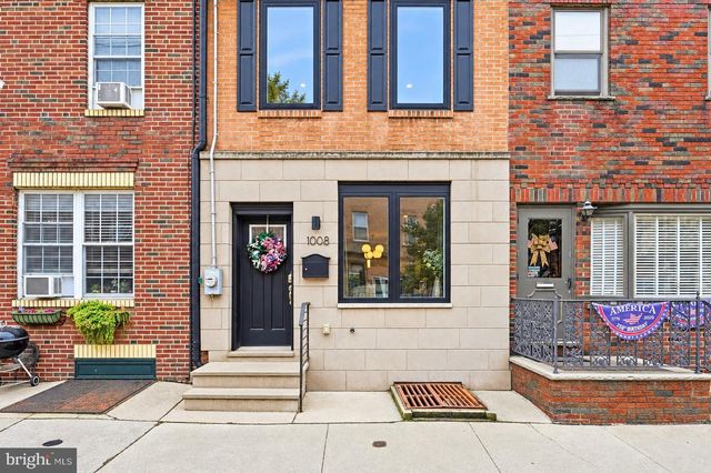 1008 CHRISTIAN ST