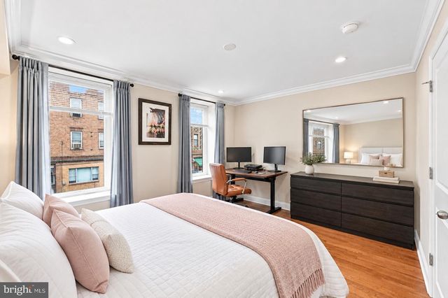 1008 CHRISTIAN ST, Philadelphia, PA 19147