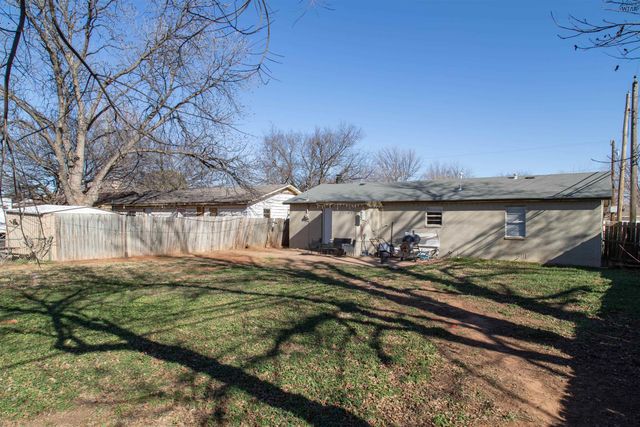 1120 BISHOP ROAD, Burkburnett, TX 76354