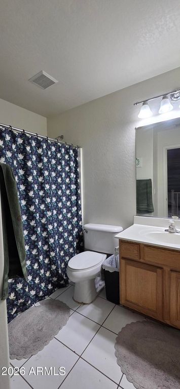 Image 7 of property listing at 10766 W DEL RIO Lane, Avondale, AZ 85323