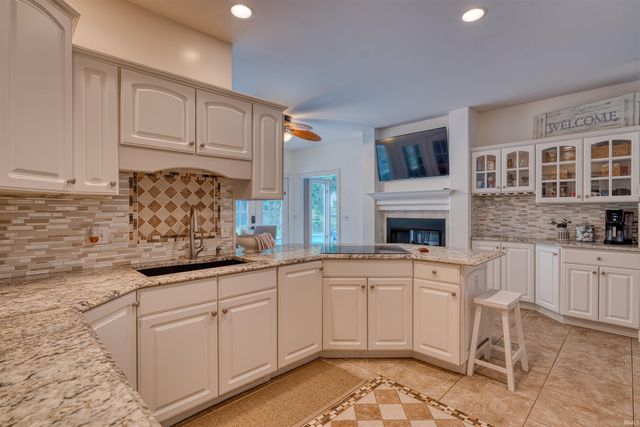 1000 Hunter Boulevard, Boonville, IN 47601