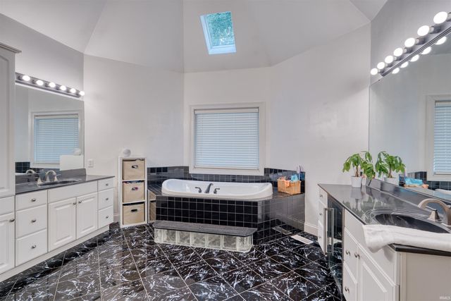 1000 Hunter Boulevard, Boonville, IN 47601