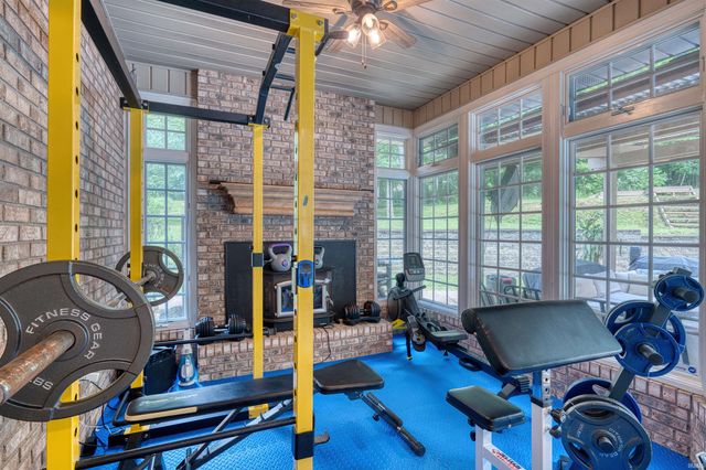 1000 Hunter Boulevard, Boonville, IN 47601