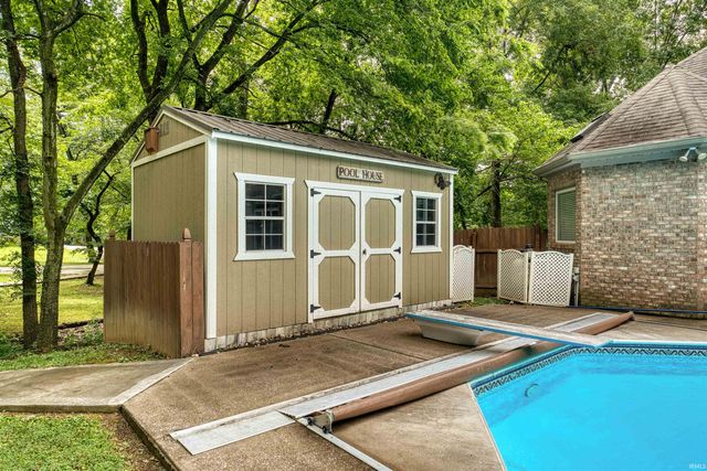 1000 Hunter Boulevard, Boonville, IN 47601