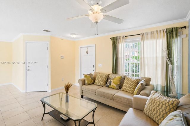 8964 NW 53rd Ct, Sunrise, FL 33351