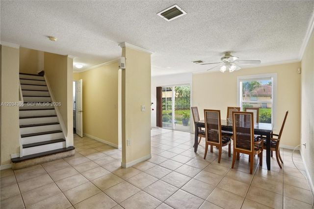8964 NW 53rd Ct, Sunrise, FL 33351