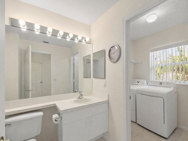 612 NW San Remo Circle, Port St. Lucie, FL 34986