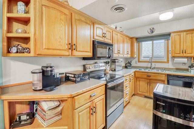 1417 11th Street W, West Fargo, ND 58078