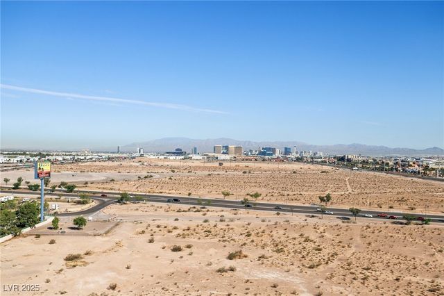 8255 Las Vegas Boulevard 1209, Las Vegas, NV 89123