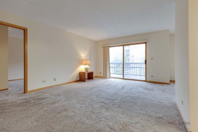1470 Jefferson Street 204, Des Plaines, IL 60016