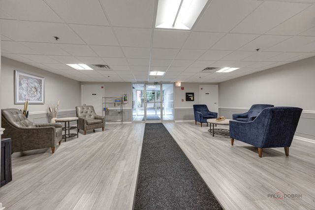 1470 Jefferson Street 204, Des Plaines, IL 60016