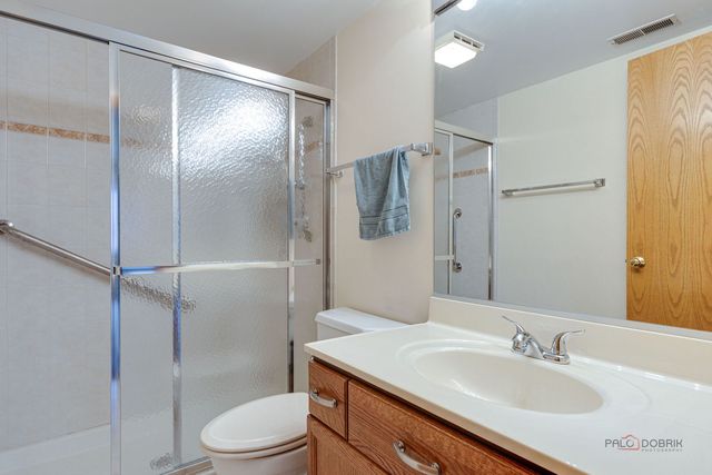 1470 Jefferson Street 204, Des Plaines, IL 60016