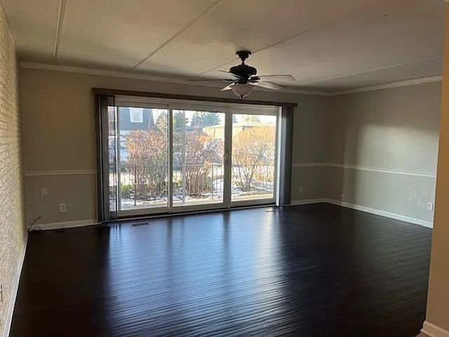 1125 Royal Saint George Drive 102, Naperville, IL 60563