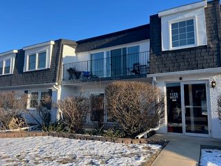 1125 Royal Saint George Drive 102, Naperville, IL 60563