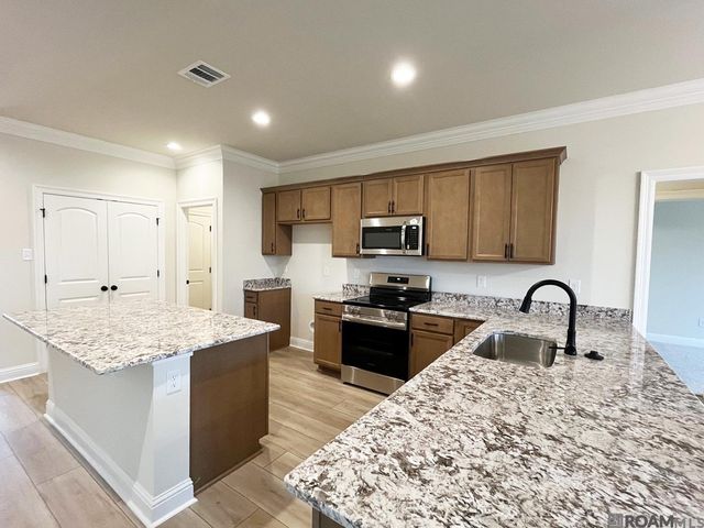 1540 Cavalry Ave, Zachary, LA 70791