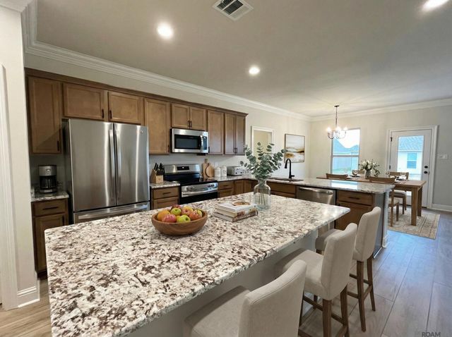 1540 Cavalry Ave, Zachary, LA 70791