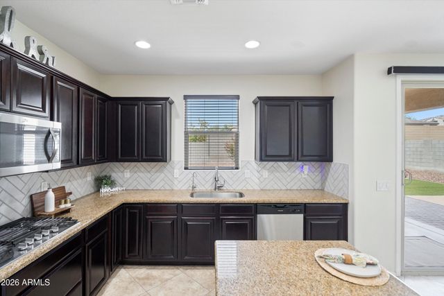10855 S 175TH Drive, Goodyear, AZ 85338