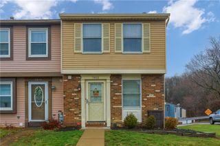 7812 Lafayette Square, Hopewell Twp, PA 15001