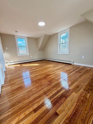 57 Washington Street, Seabrook, NH 03874