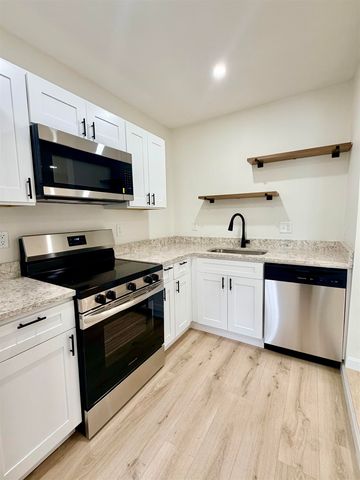 57 Washington Street, Seabrook, NH 03874