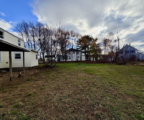 57 Washington Street, Seabrook, NH 03874