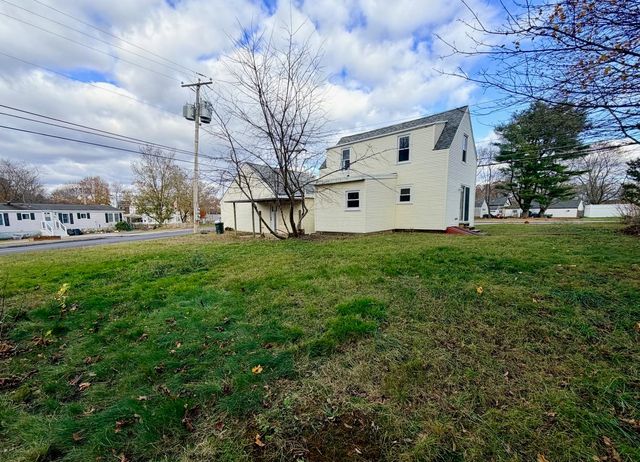 57 Washington Street, Seabrook, NH 03874