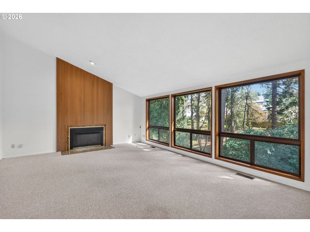 1668 Nw 14TH Dr, Gresham, OR 97030